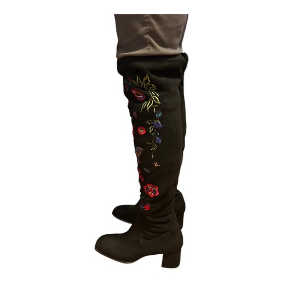 IMPO Judy Over the Knee High Suede Boots Sz 8M Black Embroidered Boho Fa… - Picture 10 of 16